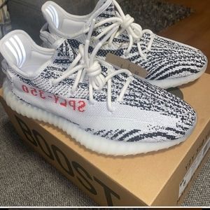 Yeezy Boost 350 V2